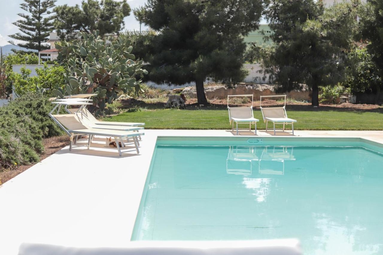Villa Dyria Exclusive Swimming Pool Monopoli Eksteriør bilde